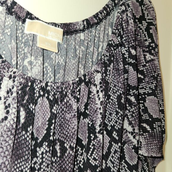 Michael Kors Reptile/Snakeskin Print Top Plus Size 3X - Picture 2 of 4